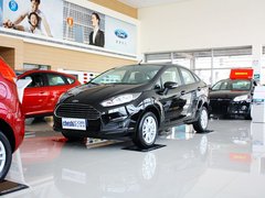 2013款 三厢 1.5L 自动 时尚型