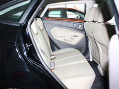 2013款 三厢 1.5L 自动 时尚型