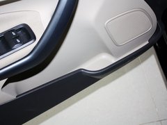 2013款 三厢 1.5L 自动 时尚型