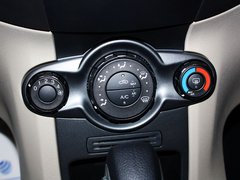 2013款 三厢 1.5L 自动 时尚型