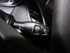 2013款 三厢 1.5L 自动 时尚型