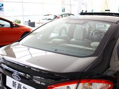 2013款 三厢 1.5L 自动 时尚型