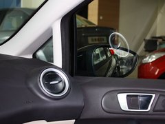 2013款 三廂 1.5L 自動 時尚型