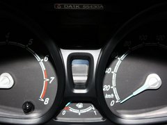 2013款 三廂 1.5L 自動 時尚型