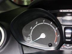 2013款 三廂 1.5L 自動 時尚型