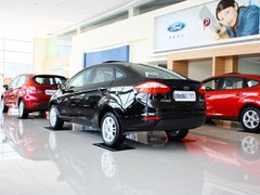 2013款 三厢 1.5L 自动 时尚型