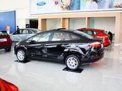 2013款 三厢 1.5L 自动 时尚型