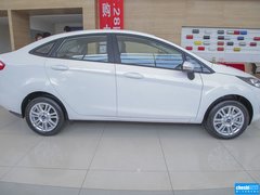 2013款 三厢 1.5L 自动 时尚型
