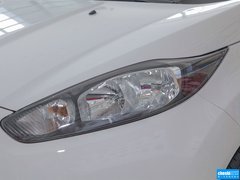 2013款 三厢 1.5L 自动 时尚型