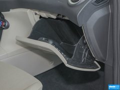 2013款 三厢 1.5L 自动 时尚型