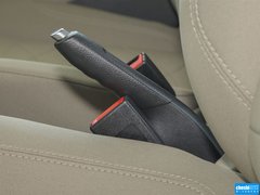2013款 三厢 1.5L 自动 时尚型