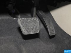 2013款 三厢 1.5L 自动 时尚型