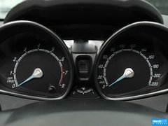 2013款 三厢 1.5L 自动 时尚型