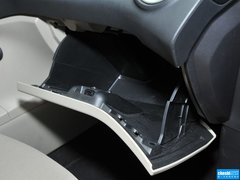 2013款 三厢 1.5L 自动 时尚型