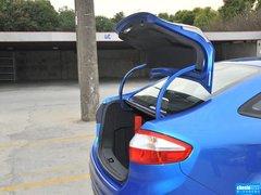 2013款 三厢 1.5L 自动 时尚型