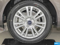 2013款 三厢 1.5L 自动 时尚型