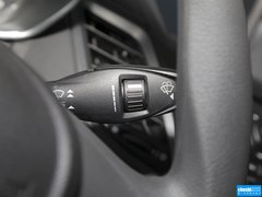 2013款 三厢 1.5L 自动 时尚型