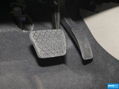 2013款 三厢 1.5L 自动 时尚型