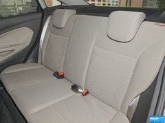 2013款 三厢 1.5L 自动 时尚型