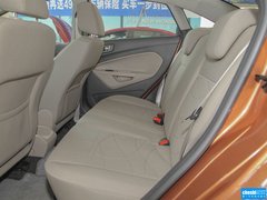 2013款 三厢 1.5L 自动 时尚型