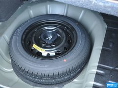 2013款 三厢 1.5L 自动 时尚型