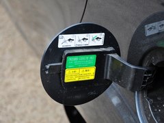 2013款 三厢 1.5L 手动 时尚型