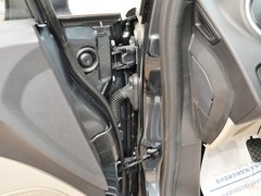 2013款 三厢 1.5L 手动 时尚型