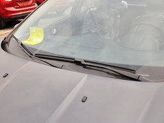 2013款 三厢 1.5L 手动 时尚型