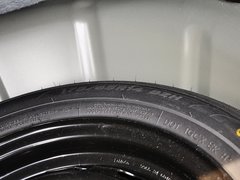 2013款 三厢 1.5L 手动 时尚型