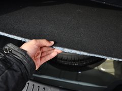 2013款 三厢 1.5L 手动 时尚型