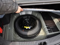 2013款 三厢 1.5L 手动 时尚型