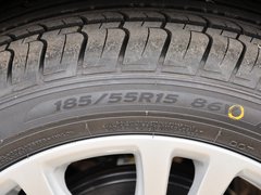 2013款 三厢 1.5L 手动 时尚型