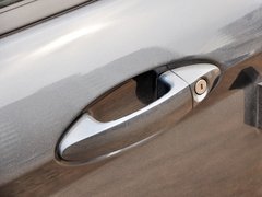 2013款 三厢 1.5L 手动 时尚型