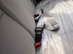 2013款 三厢 1.5L 手动 时尚型