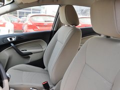 2013款 三厢 1.5L 手动 时尚型