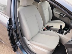 2013款 三厢 1.5L 手动 时尚型