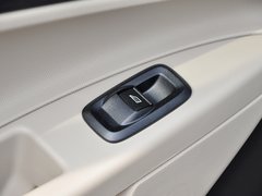 2013款 三厢 1.5L 手动 时尚型