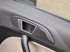 2013款 三厢 1.5L 手动 时尚型