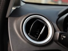 嘉年华 2013款 三厢 1.5L 手动 时尚型