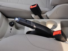 2013款 三厢 1.5L 手动 时尚型