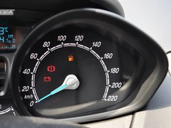 2013款 三厢 1.5L 手动 时尚型