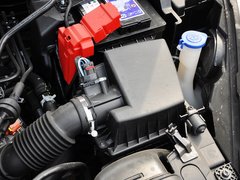 2013款 三厢 1.5L 手动 时尚型