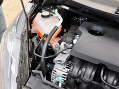 2013款 三厢 1.5L 手动 时尚型
