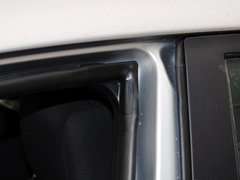 2013款 三厢 1.5L 手动 时尚型