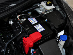 2013款 三厢 1.5L 手动 时尚型
