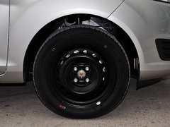 2013款 三厢 1.5L 手动 时尚型