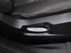 2013款 三厢 1.5L 手动 时尚型