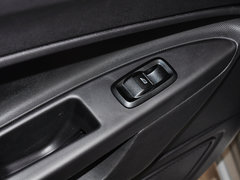 2013款 三厢 1.5L 手动 时尚型