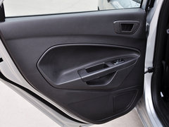 2013款 三厢 1.5L 手动 时尚型