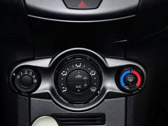 2013款 三厢 1.5L 手动 时尚型